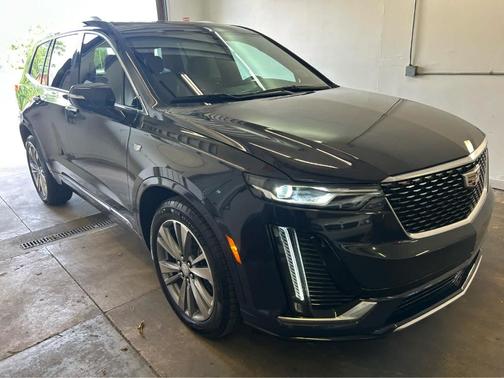 2025 Cadillac XT6 Premium Luxury AWD