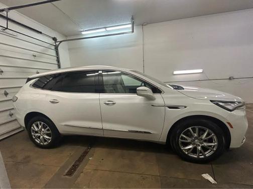 2022 Buick Enclave Premium