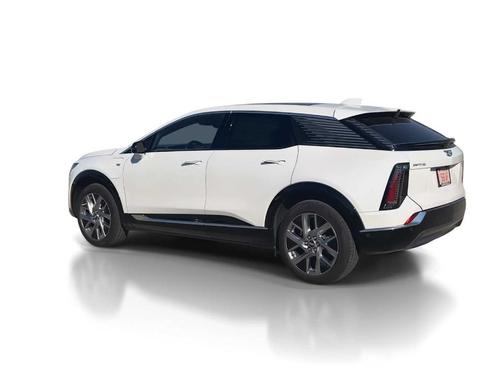 2025 Cadillac OPTIQ Luxury