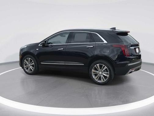 Stellar Black Metallic 2026 Cadillac XT5 Premium Luxury