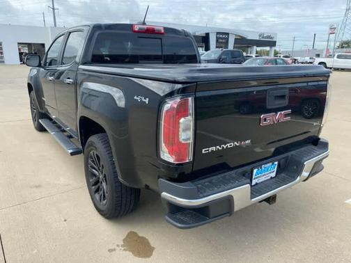 Onyx Black 2018 GMC Canyon SLT