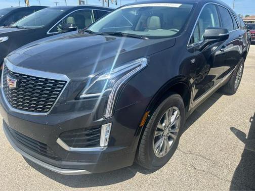2022 Cadillac XT5 Premium Luxury