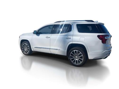 White Frost Tri-Coat 2023 GMC Acadia Denali