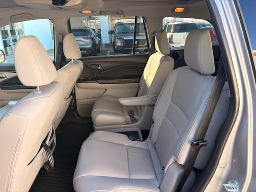 2021 Honda Pilot Elite