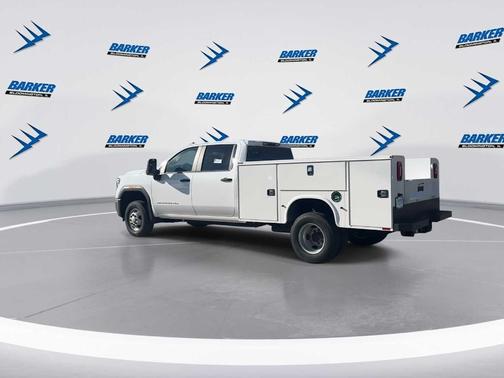 2025 GMC Sierra 3500 Pro