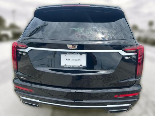 2023 Cadillac XT6 Luxury AWD