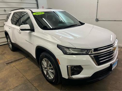 2022 Chevrolet Traverse LT Leather