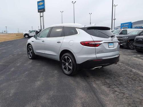 2020 Buick Enclave Essence