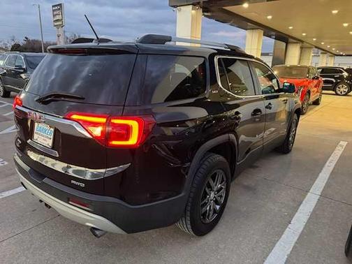2017 GMC Acadia SLT-1