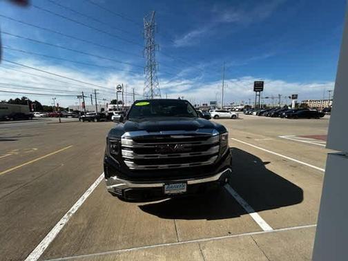 2023 GMC Sierra 1500 SLE