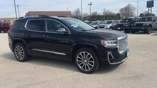 2022 GMC Acadia Denali