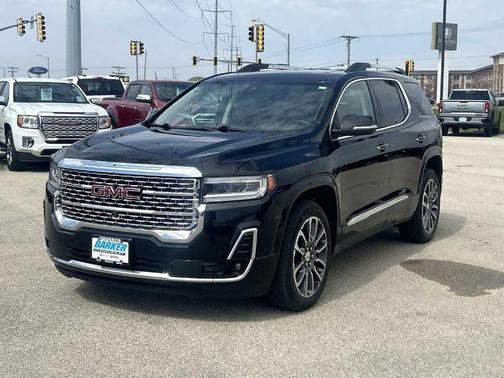 2022 GMC Acadia Denali