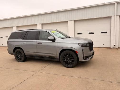 2024 Cadillac Escalade Sport