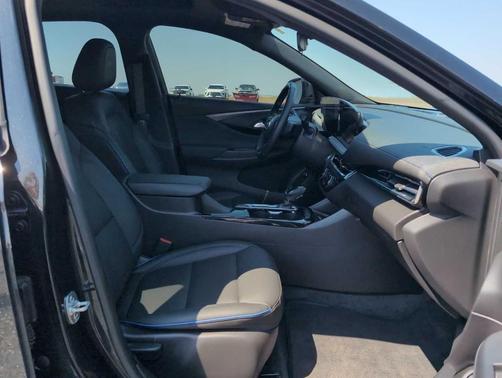 Ebony Twilight Metallic 2025 Buick Envista Sport Touring