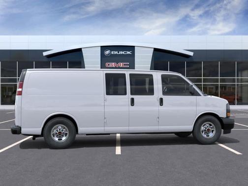 2025 GMC Savana 3500 Work Van