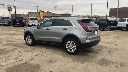 2024 Cadillac XT4 Luxury
