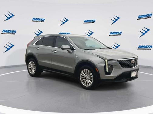 2024 Cadillac XT4 Luxury