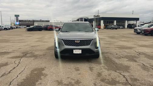 2024 Cadillac XT4 Luxury