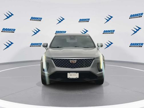 2024 Cadillac XT4 Luxury