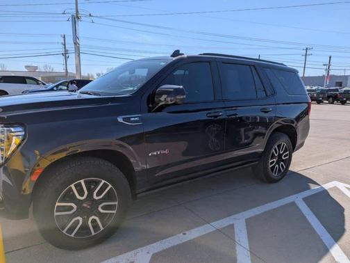 2023 GMC Yukon AT4