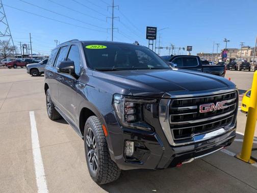 2023 GMC Yukon AT4