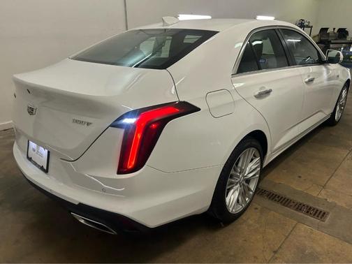 2024 Cadillac CT4 Premium Luxury