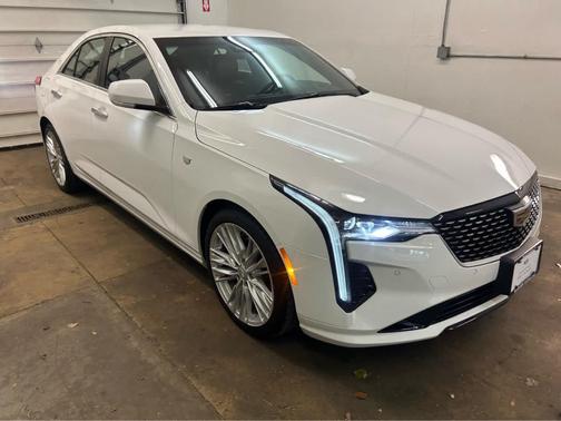 2024 Cadillac CT4 Premium Luxury
