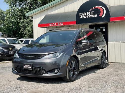 2019 Chrysler Pacifica Touring Plus