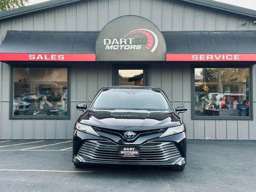 2018 Toyota Camry Hybrid XLE