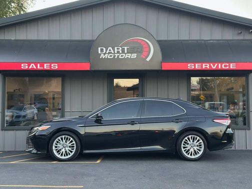 2018 Toyota Camry Hybrid XLE