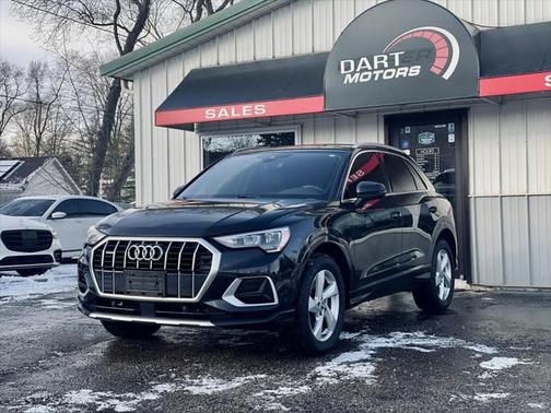 2019 Audi Q3 Premium Sport Utility 4D
