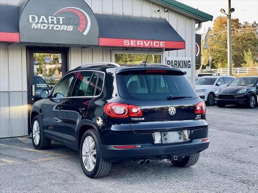 2010 Volkswagen Tiguan SEL