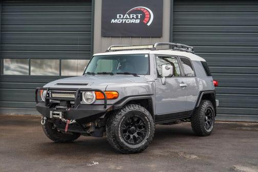 2014 Toyota FJ Cruiser Base