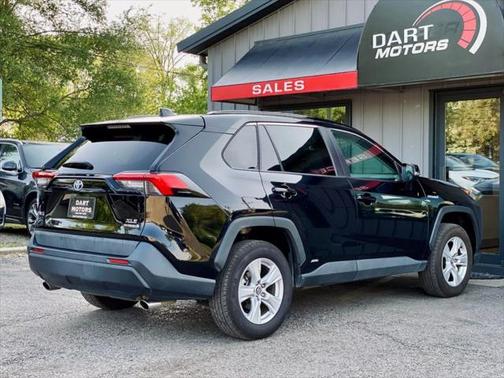 2020 Toyota RAV4 Hybrid XLE