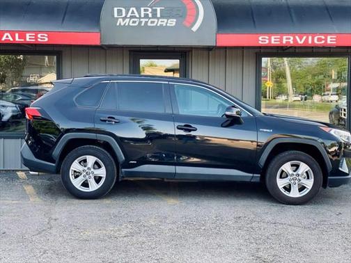 2020 Toyota RAV4 Hybrid XLE