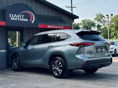 2020 Toyota Highlander Hybrid XLE