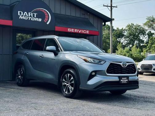 2020 Toyota Highlander Hybrid XLE