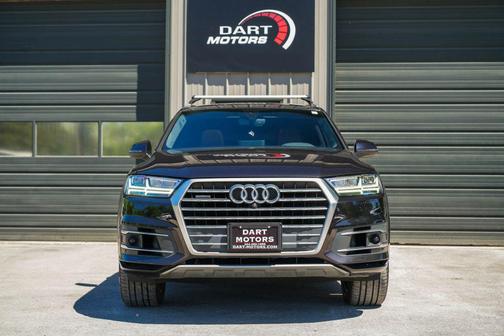 Black 2019 Audi Q7 55 Premium Plus