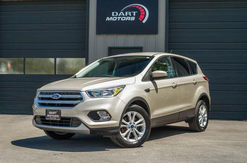Gold 2017 Ford Escape SE