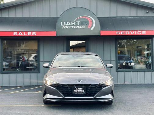 2021 Hyundai ELANTRA SEL