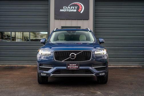 2018 Volvo XC90 T6 Momentum