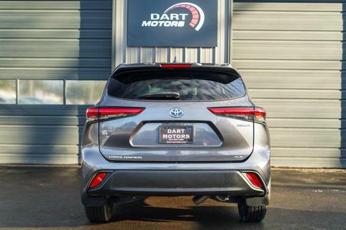 2022 Toyota Highlander Hybrid XLE
