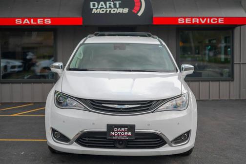 2018 Chrysler Pacifica Hybrid Limited