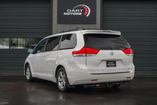 2014 Toyota Sienna LE