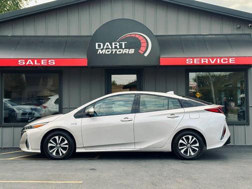 2017 Toyota Prius Prime Plus