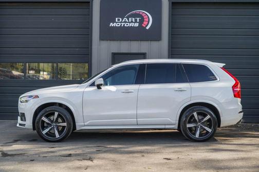 2019 Volvo XC90 T5 R-Design