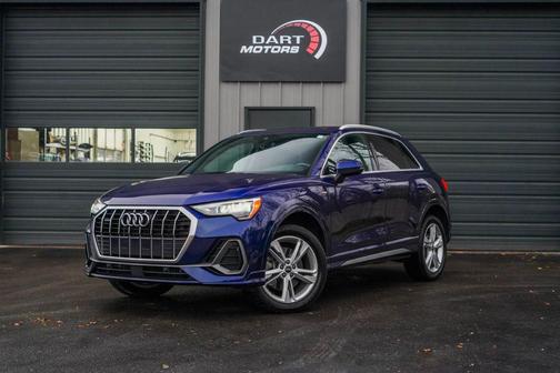 2022 Audi Q3 45 S line Premium