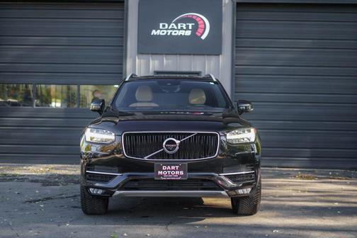 2018 Volvo XC90 T6 Momentum