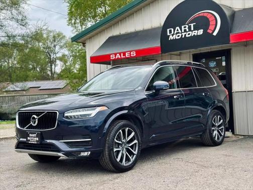 2017 Volvo XC90 T6 Momentum