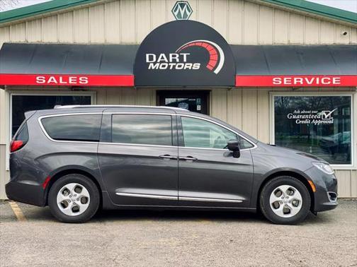 2018 Chrysler Pacifica Hybrid Touring L